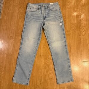 - NWT American Eagle Airflex+ Athletic Straight 32/32 Light Wash Jeans